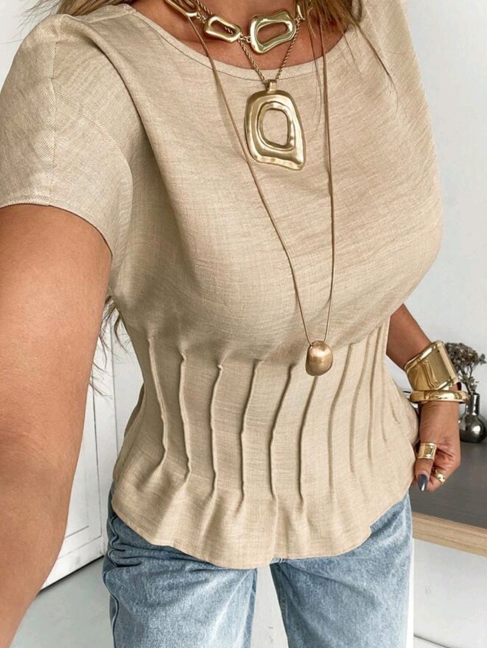 Women's Beige Pleated Waist Short Sleeve Top - Picture 3 of 6